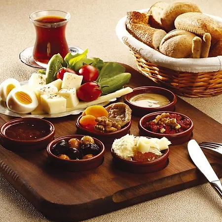 Red House Vip Apartmant Suites Aparthotel 3*