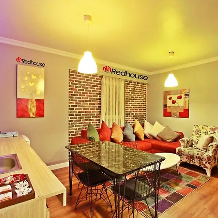 公寓式酒店 Red House Vip Apartmant Suites 3*