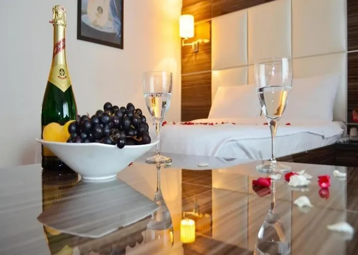 Aparthotel Red House Vip Apartmant Suites 3*