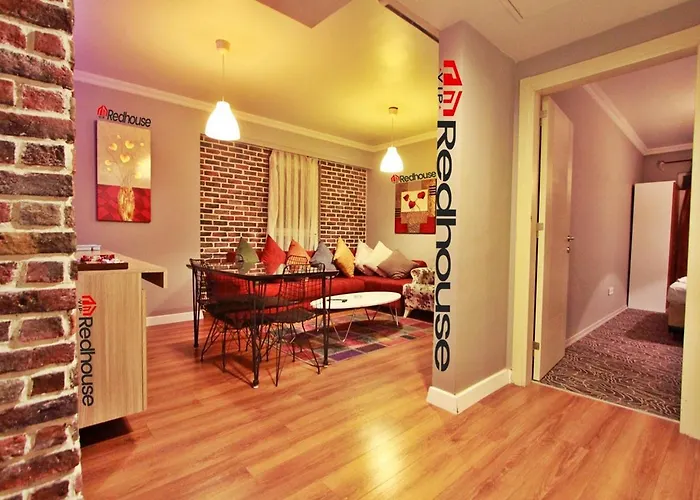 Red House Vip Apartmant Suites Aparthotel 3*