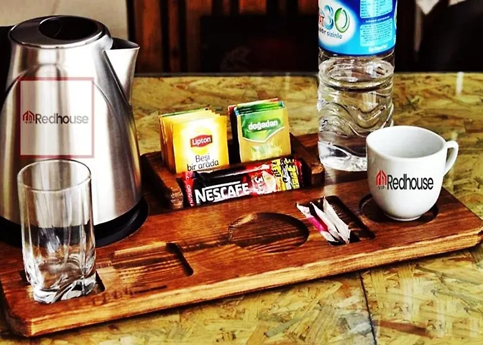 Red House Vip Apartmant Suites Aparthotel 3*