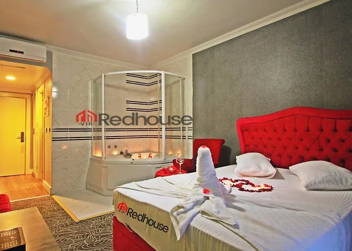 Red House Vip Apartmant Suites Aparthotel 3*