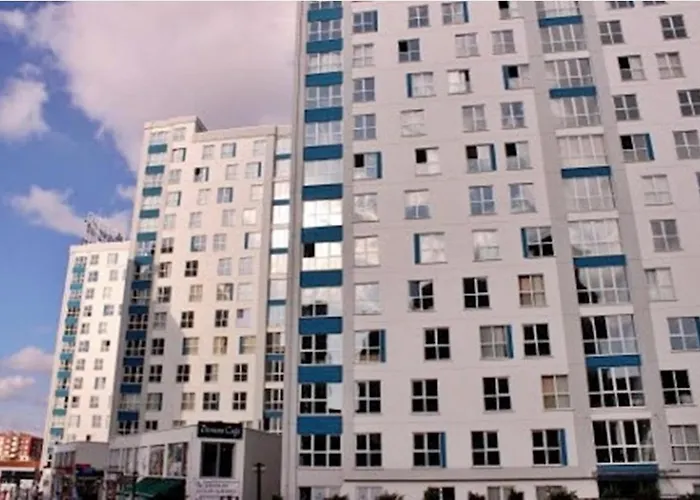 Red House Vip Apartmant Suites 3*