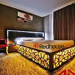 Red House Vip Apartmant Suites Apart Otel
