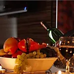 Apart Otel Red House Vip Apartmant Suites