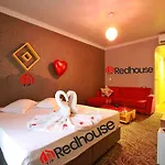 Red House Vip Apartmant Suites Apart Otel İstanbul
