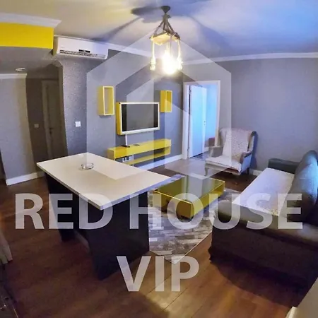 Lägenhetshotell Red House Vip Apartmant Suites 3*